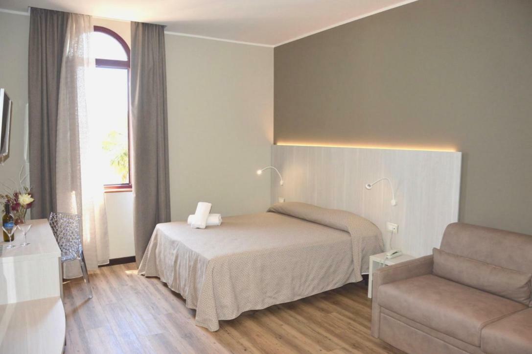 Hotel Regent - In Pieno Centro San Benedetto del Tronto Exteriér fotografie